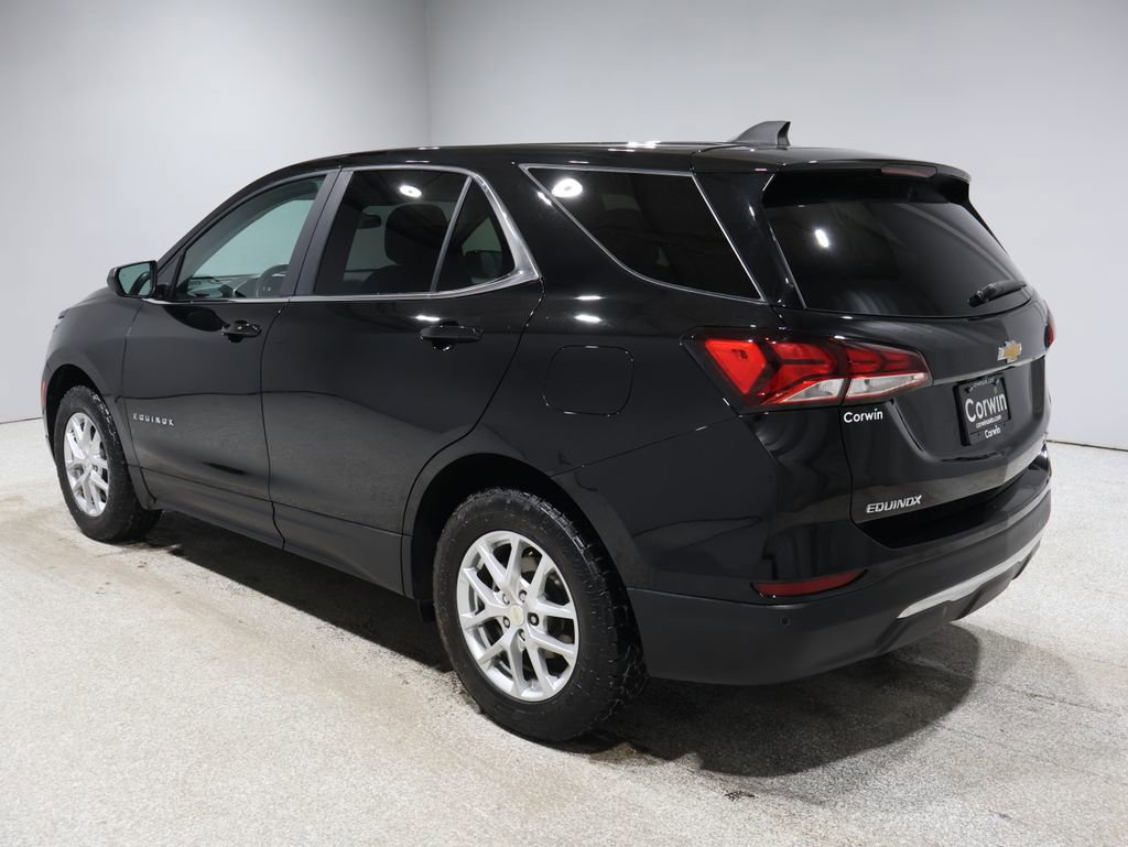Used 2023 Chevrolet Equinox LT w/ Driver Convenience Package image 4