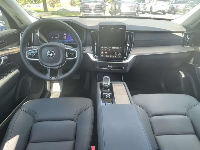 Used 2026 Volvo XC90 B6 Core w/ Protection Package AWD/4WD image 23