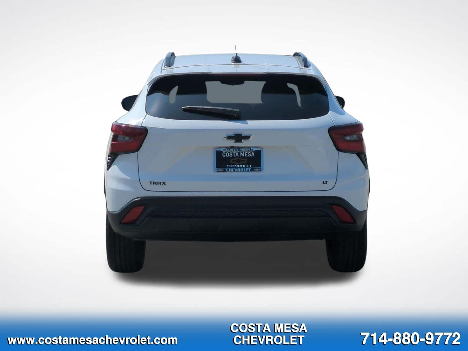 New 2026 Chevrolet Trax LT w/ Midnight Edition FWD image 6