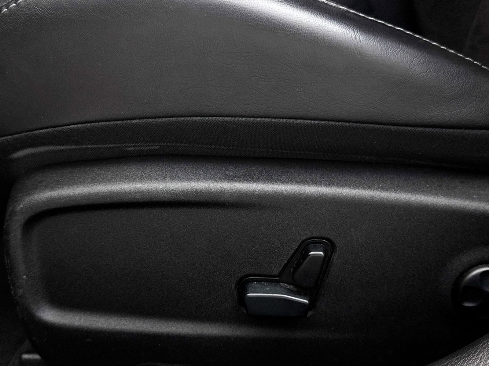 Used 2020 Dodge Charger Scat Pack image 32