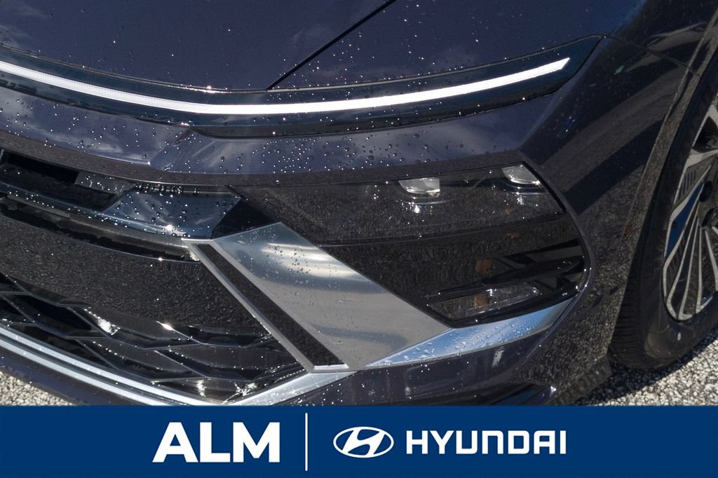 New 2025 Hyundai Sonata SEL FWD image 11