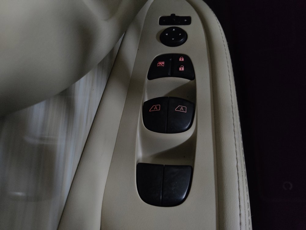 Used 2017 Nissan Murano SV image 27