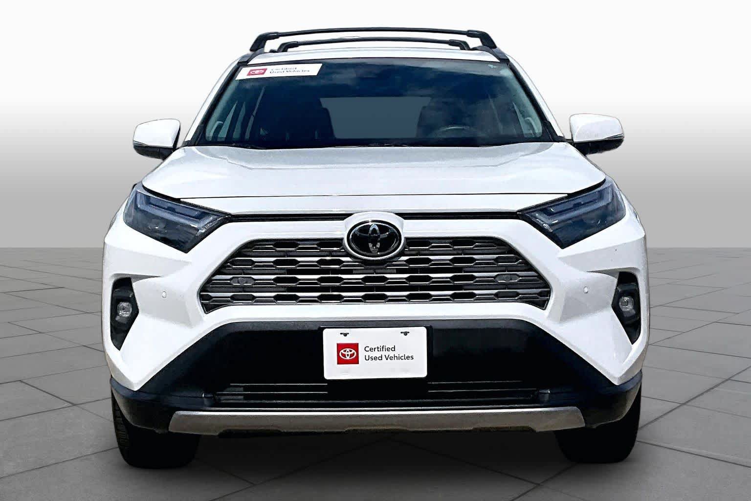 Certified 2023 Toyota RAV4 Limited FWD image 4