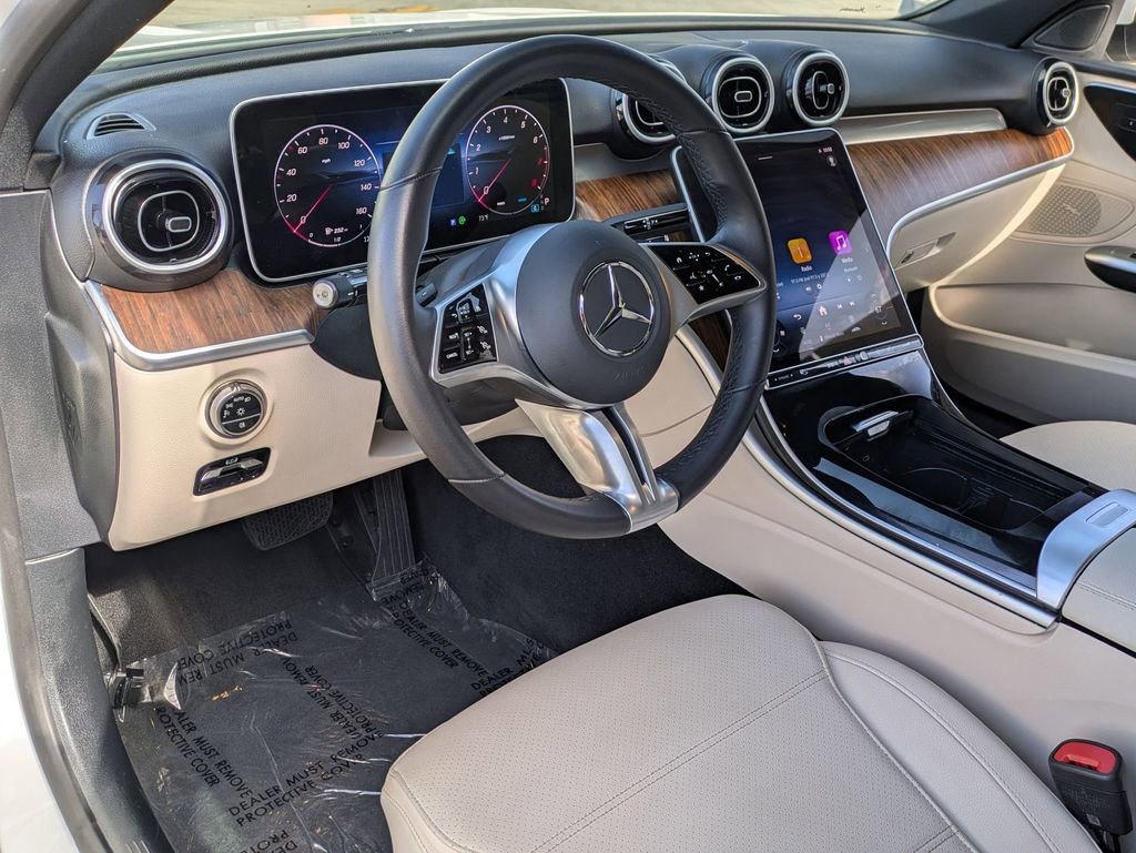 Used 2025 Mercedes-Benz C 300 4MATIC Sedan image 14