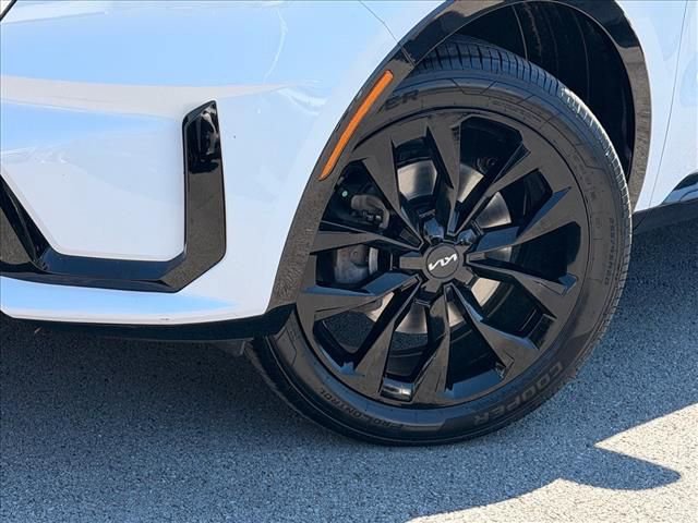 Used 2023 Kia Sorento SX image 32