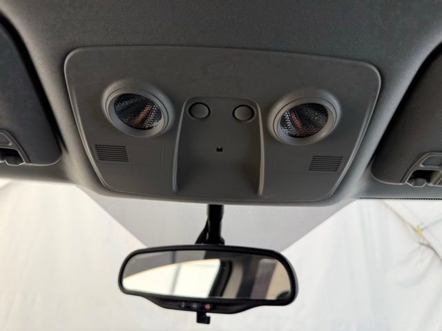 Used 2016 Chevrolet Traverse LT image 38