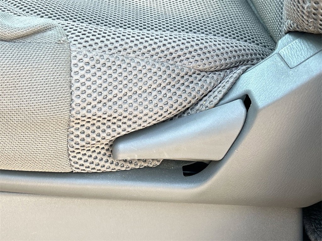 Used 2020 Nissan Frontier SV image 12