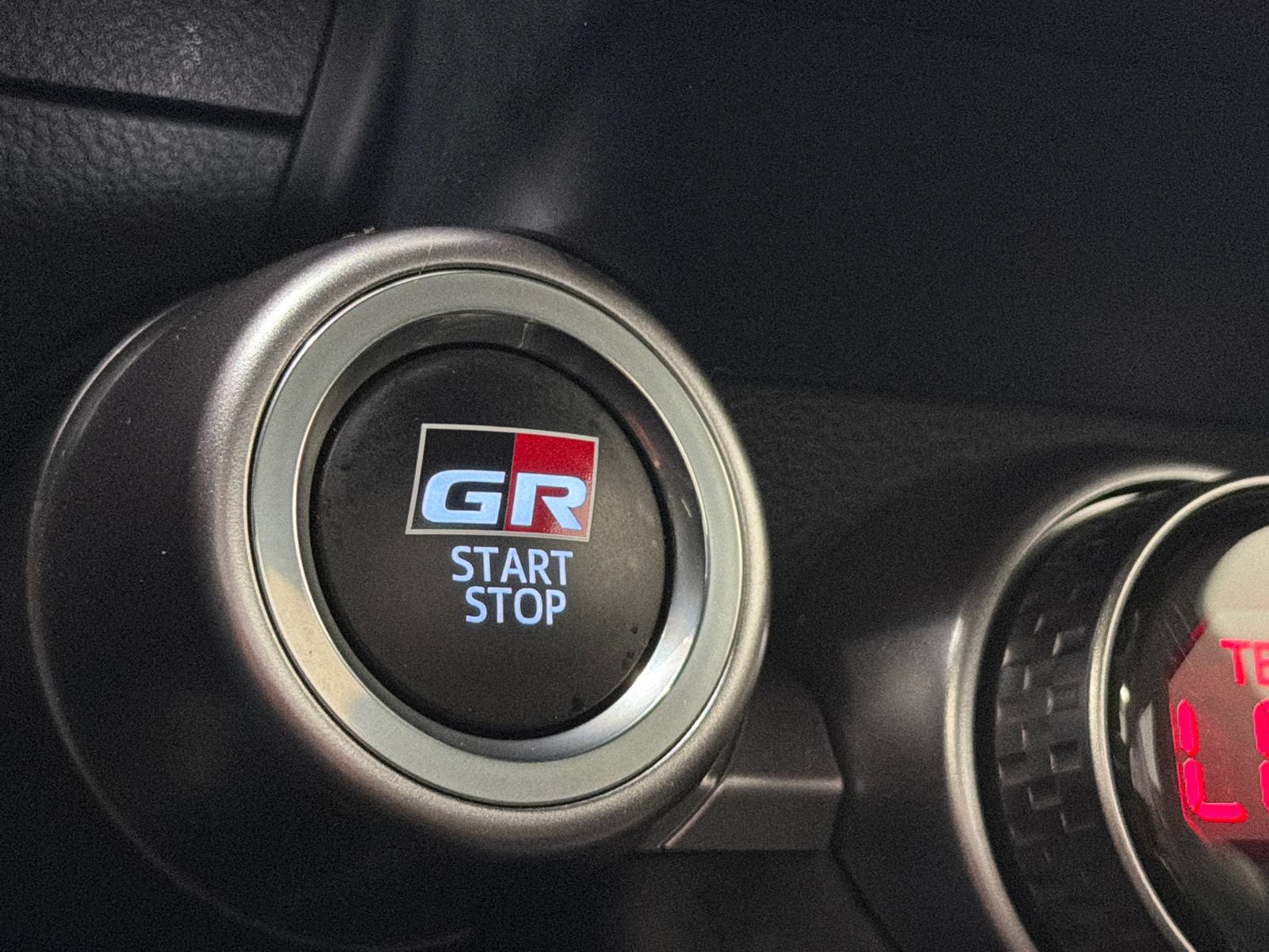 Used 2025 Toyota GR86 Premium RWD image 23