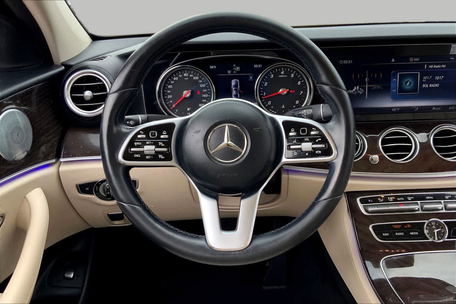 Used 2019 Mercedes-Benz E 300 image 6