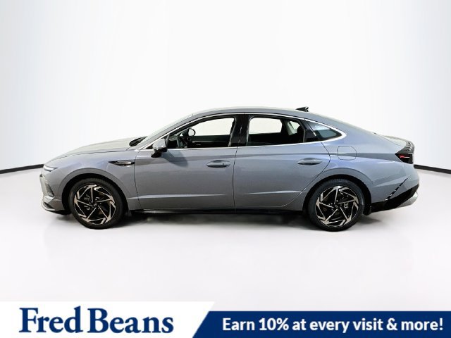 New 2026 Hyundai Sonata SEL FWD image 3