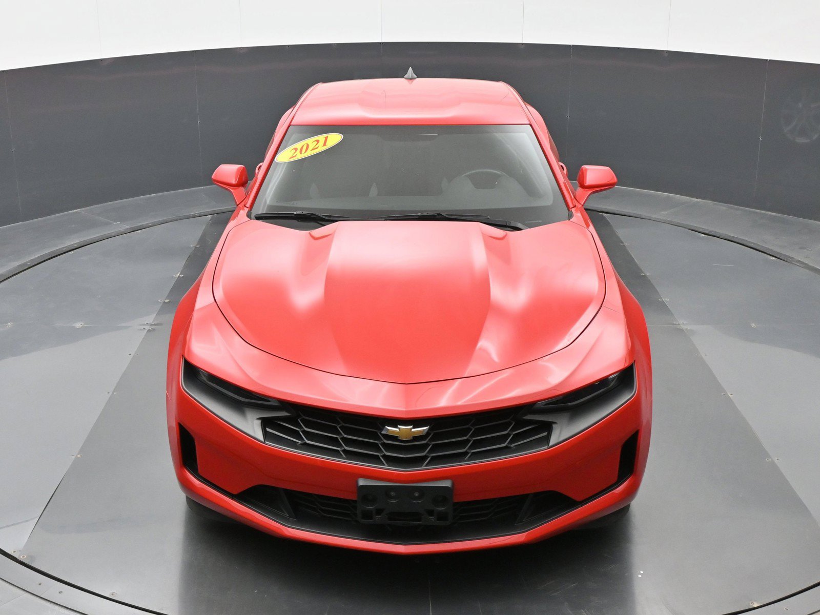 Used 2021 Chevrolet Camaro LS RWD image 29
