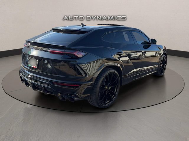 Used 2022 Lamborghini Urus AWD/4WD image 5