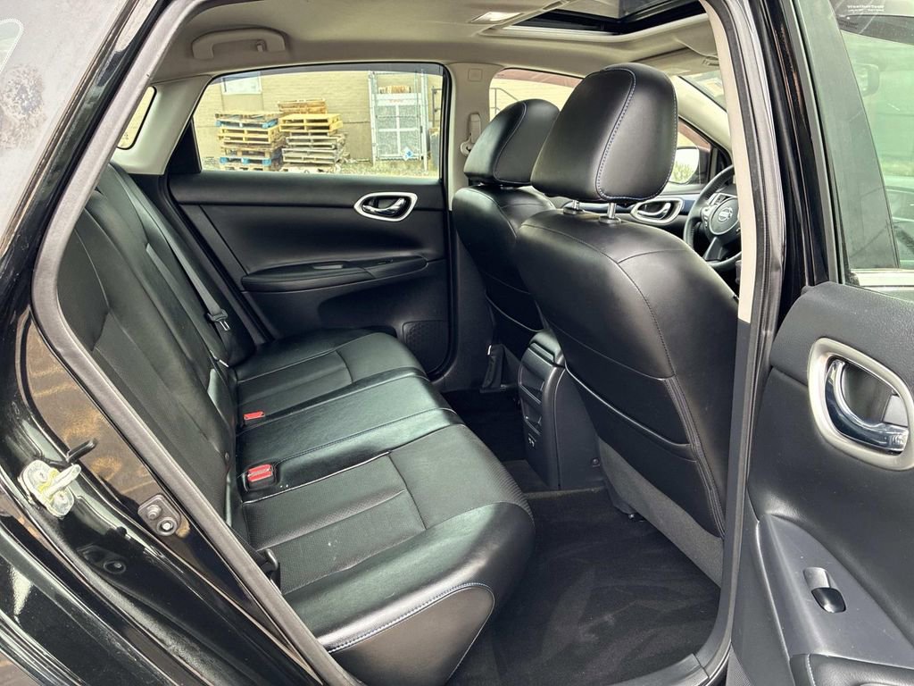 Used 2017 Nissan Sentra SR Turbo w/ SR Turbo Premium Package FWD image 11
