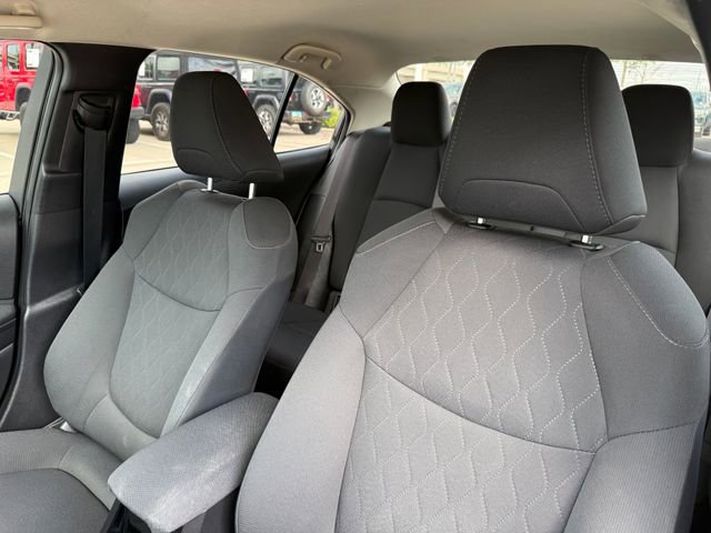 Used 2021 Toyota Corolla LE image 13