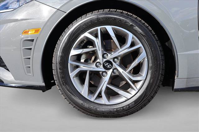 Used 2020 Hyundai Sonata SEL w/ Convenience Package FWD image 9