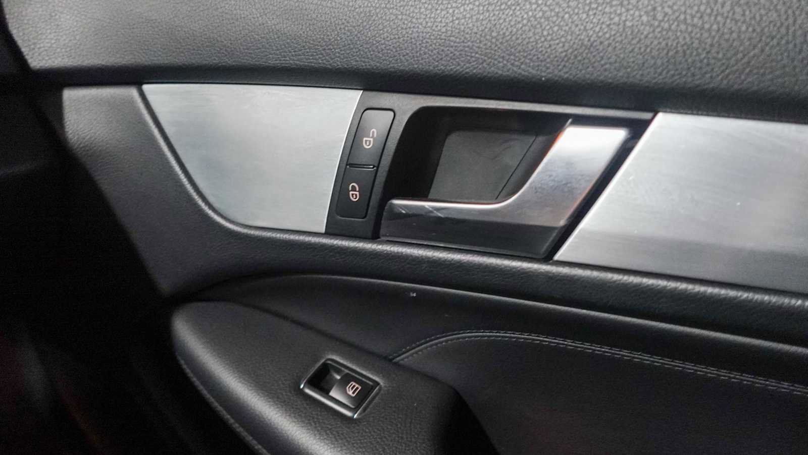 Used 2015 Mercedes-Benz C 250 Coupe image 50