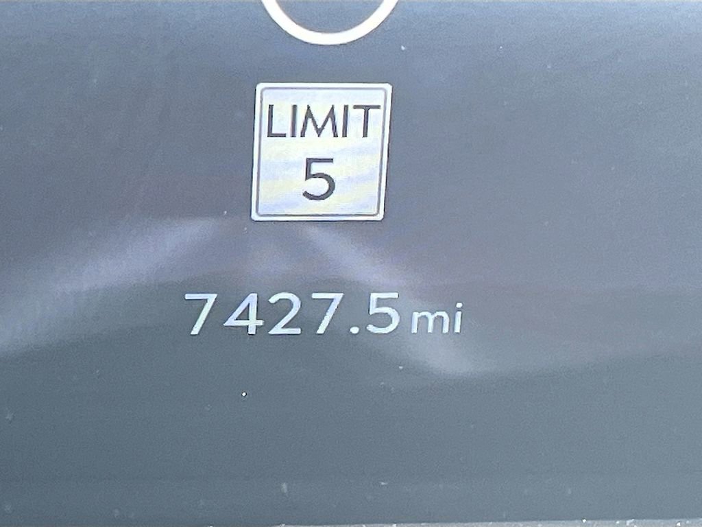 Used 2025 Lincoln Aviator Reserve w/ Equipment Group 201A image 12