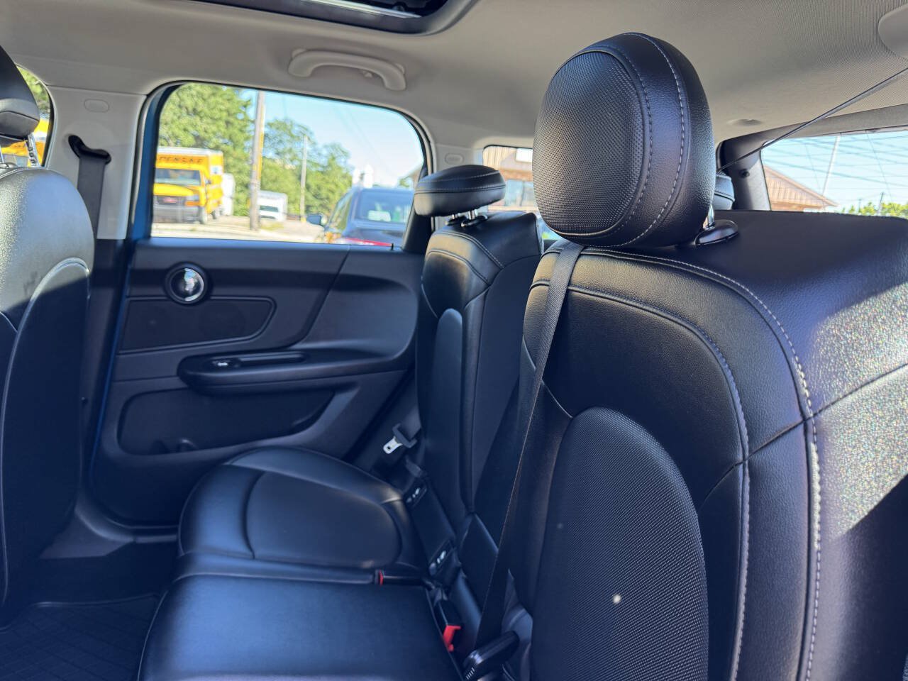 Used 2017 MINI Cooper Countryman ALL4 AWD/4WD image 26