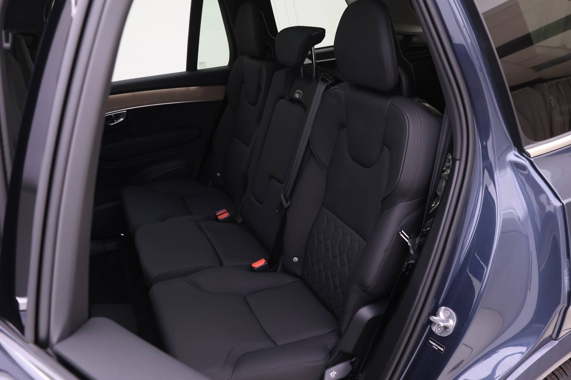 New 2026 Volvo XC90 T8 Plus image 11
