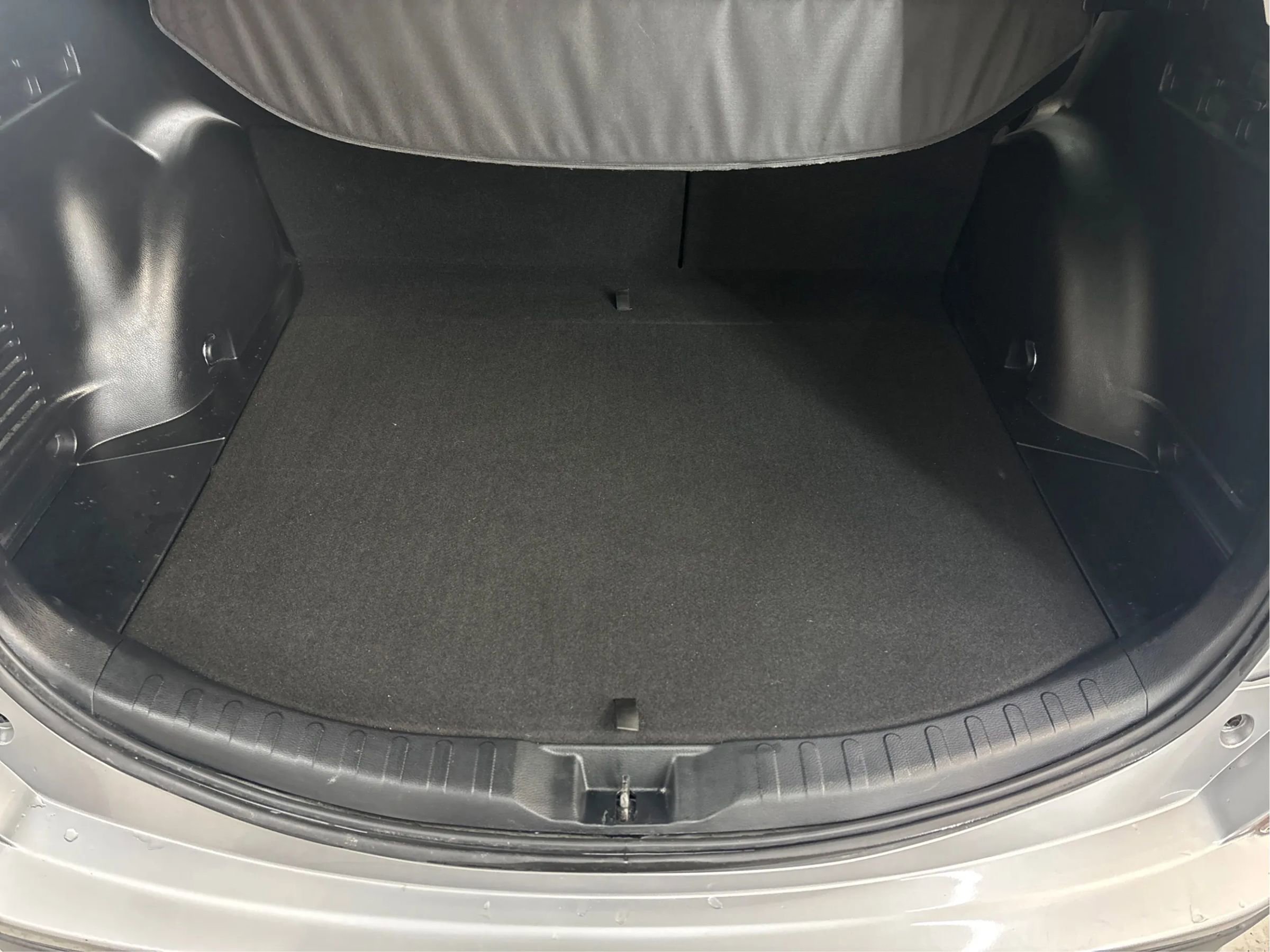 Used 2018 Toyota RAV4 XLE w/ Plus Extra Value Package AWD/4WD image 16
