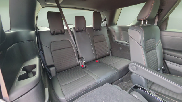 Used 2025 Nissan Pathfinder Rock Creek AWD/4WD image 16