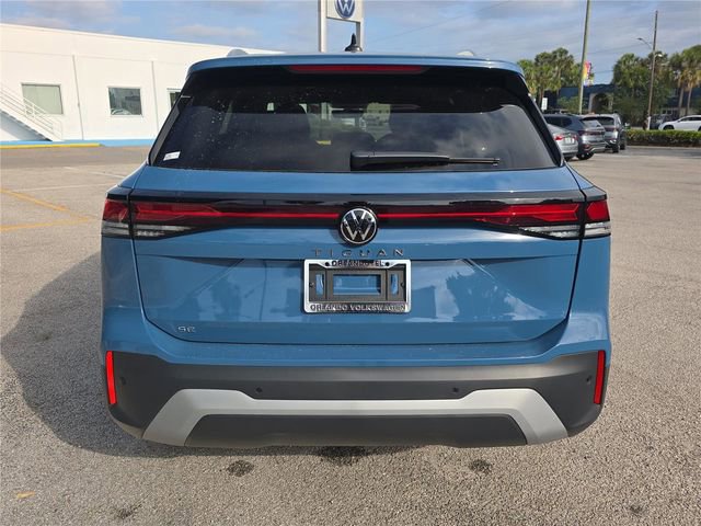 New 2026 Volkswagen Tiguan SE FWD image 3