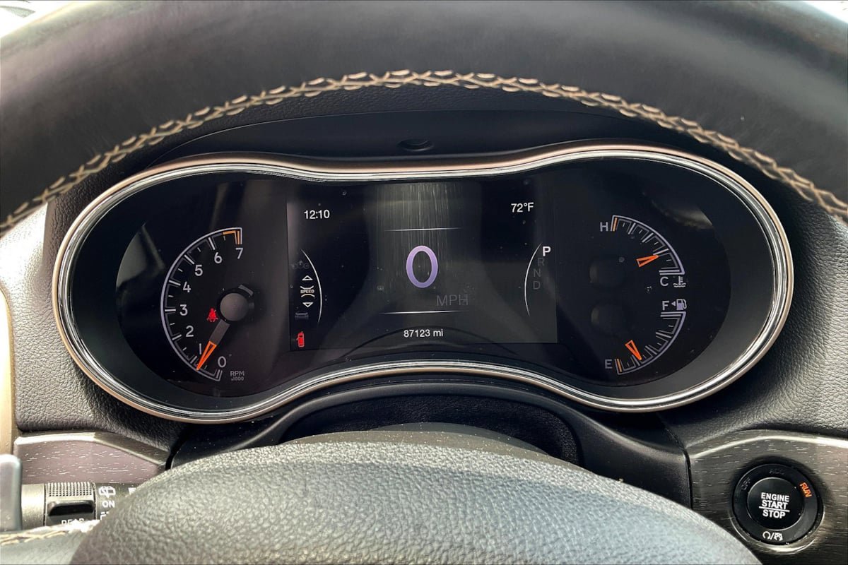 Used 2017 Jeep Grand Cherokee Limited AWD/4WD image 19