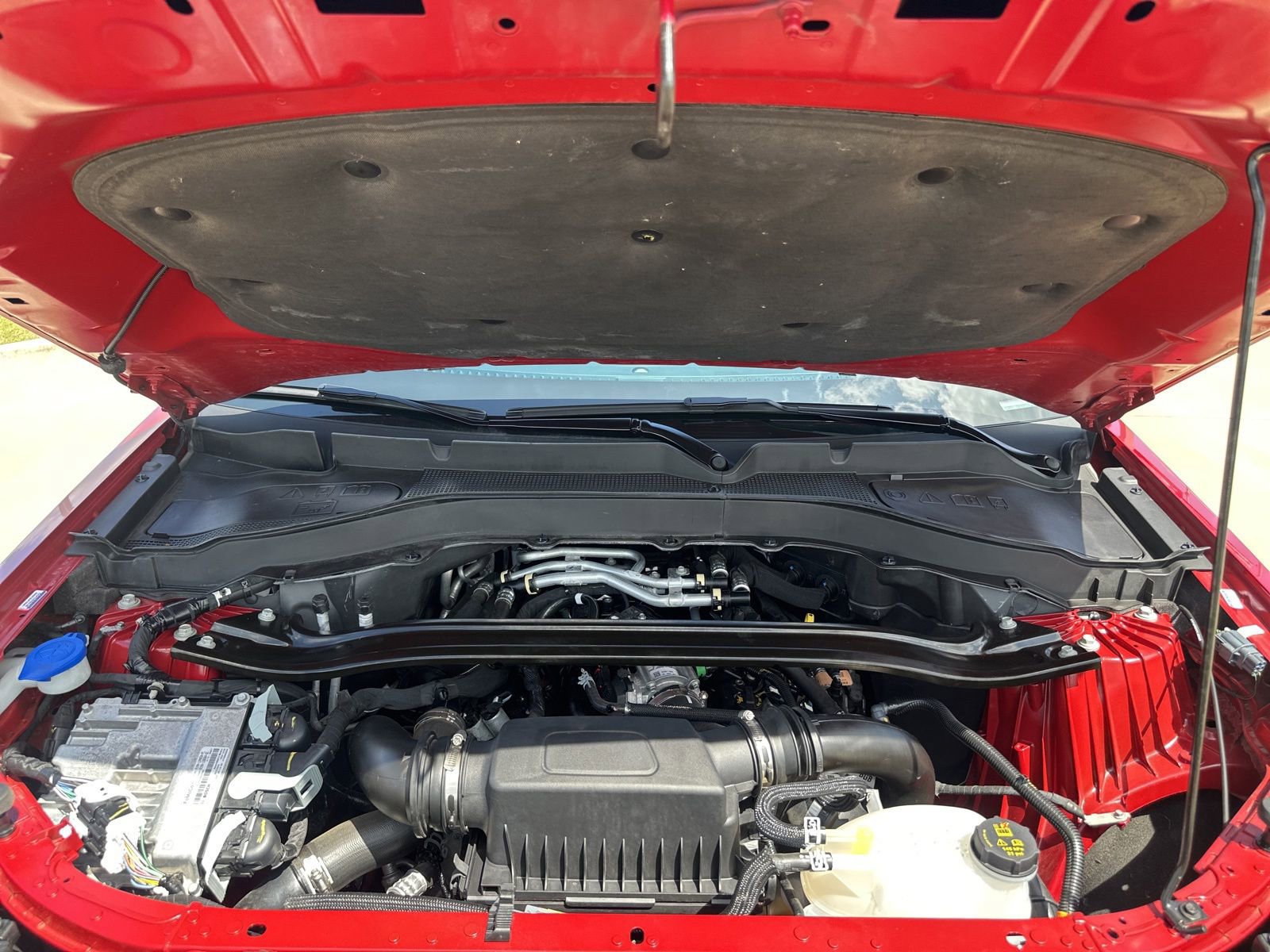 Used 2025 Ford Explorer ST image 24