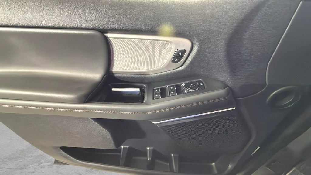 Used 2025 Ford Expedition Max Active image 24