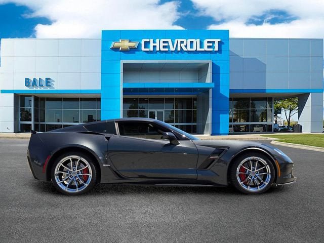 Used 2019 Chevrolet Corvette Grand Sport RWD image 2