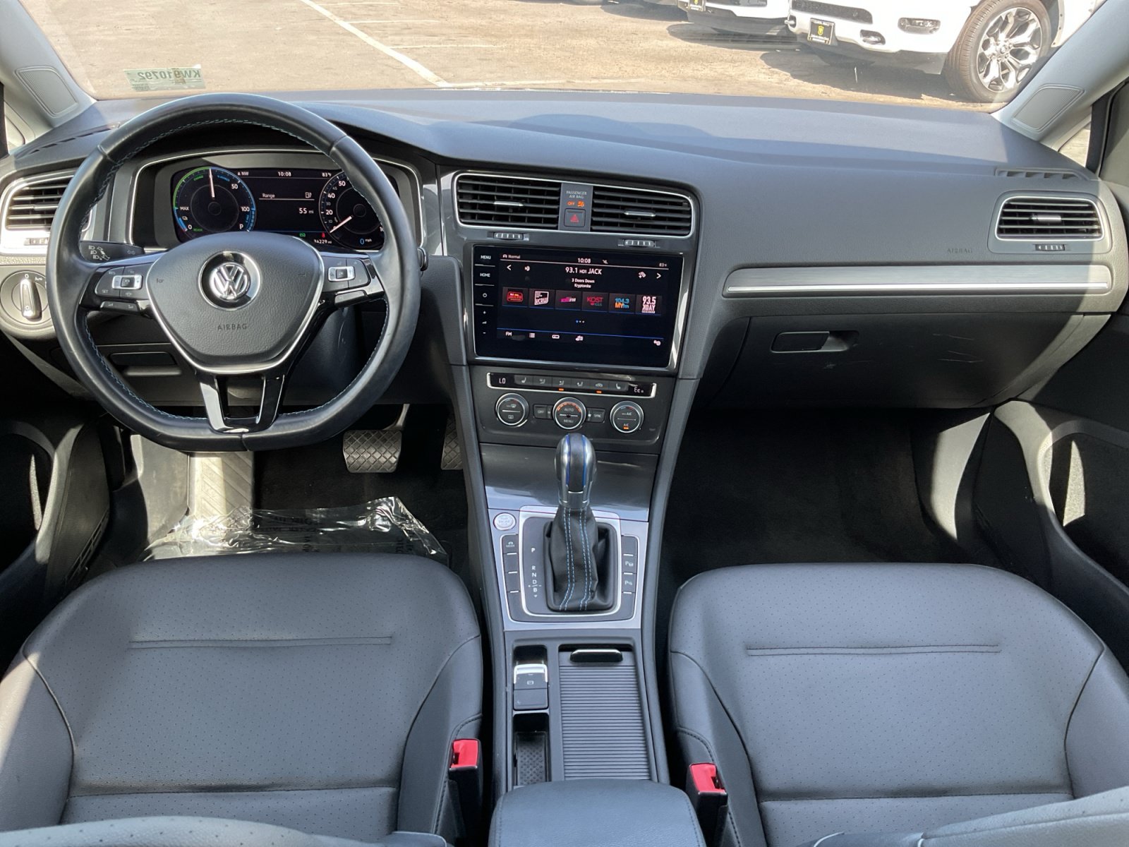 Used 2019 Volkswagen e-Golf SEL Premium FWD image 15