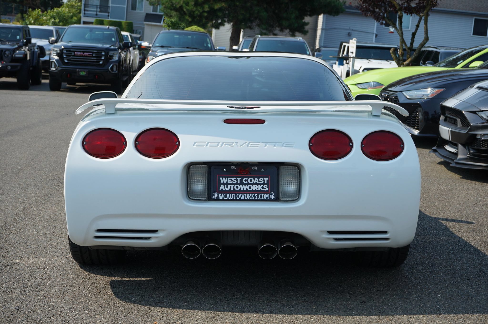Used 1997 Chevrolet Corvette Coupe w/ Memory Pkg RWD image 5