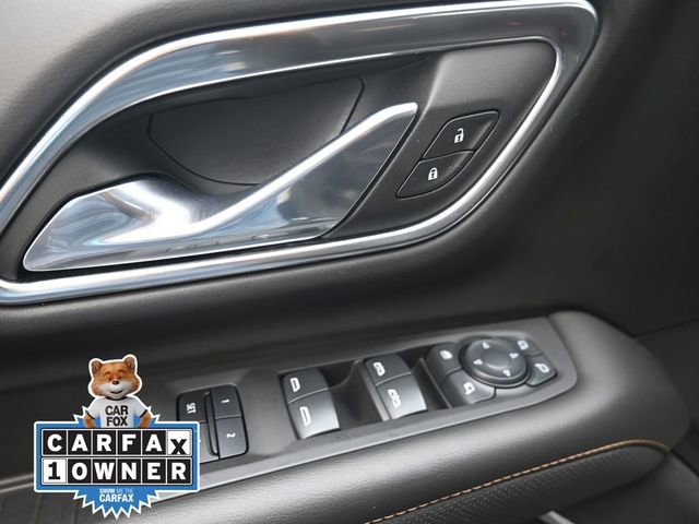 Used 2024 GMC Yukon AT4 w/ AT4 Premium Package AWD/4WD image 17
