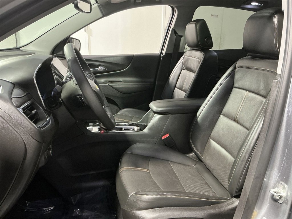 Used 2023 Chevrolet Equinox Premier image 21
