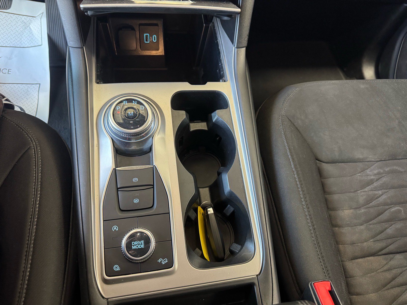 Used 2020 Ford Explorer XLT w/ Comfort Package AWD/4WD image 19