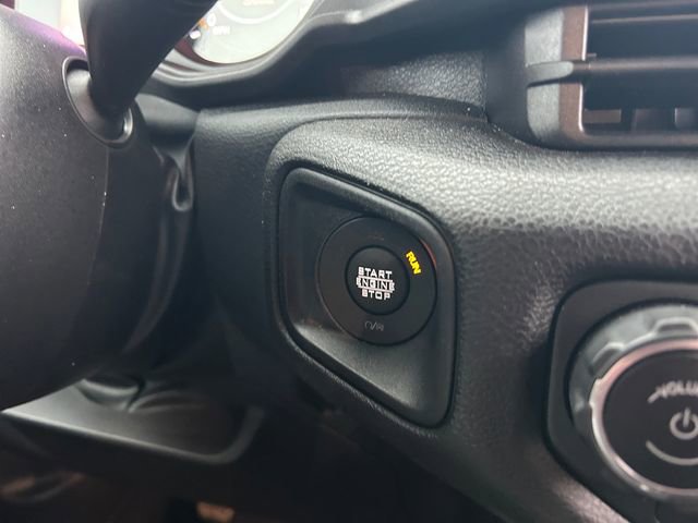 Used 2025 Jeep Wrangler Sport image 26