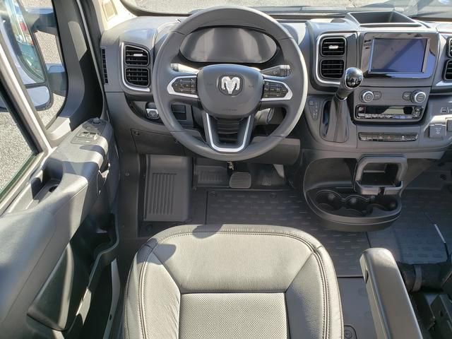 New 2026 RAM ProMaster 2500 w/ Quick Order Package 22G SLT image 9