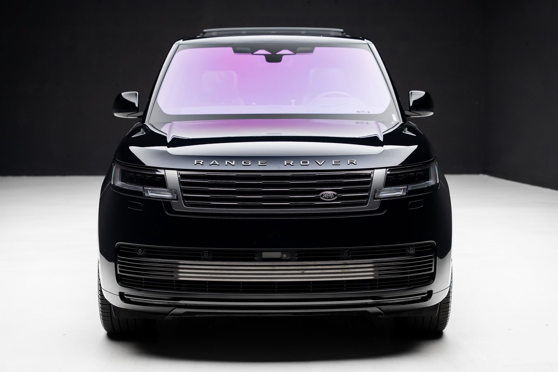 Used 2023 Land Rover Range Rover SV AWD/4WD image 7