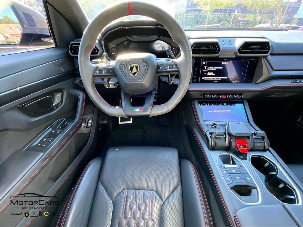 Used 2025 Lamborghini Urus Performante AWD/4WD image 7