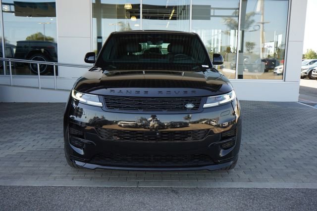 Used 2024 Land Rover Range Rover Sport Dynamic SE AWD/4WD image 3