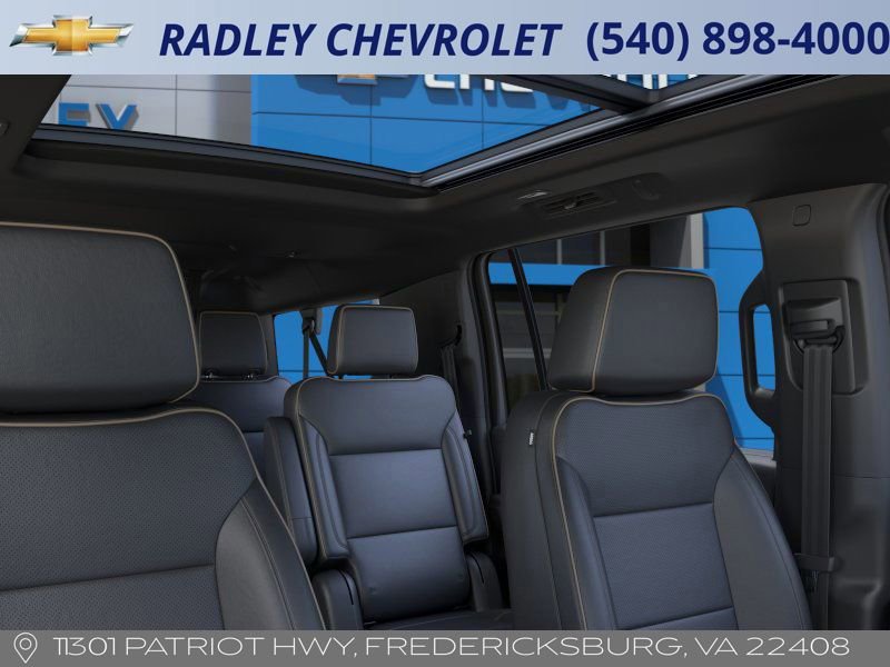 New 2026 Chevrolet Suburban Premier image 24
