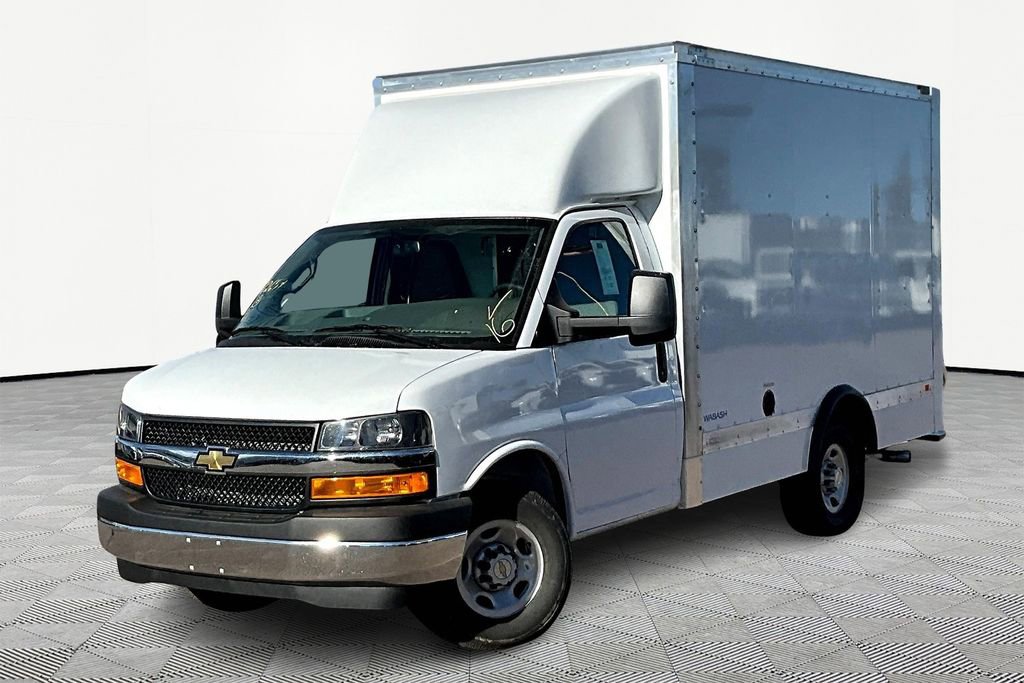 New 2024 Chevrolet Express 3500 w/ Power Convenience Package