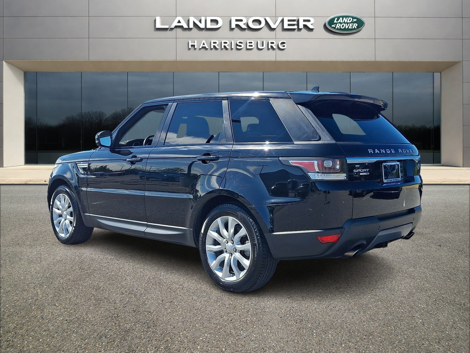 Used 2016 Land Rover Range Rover Sport HSE AWD/4WD image 2