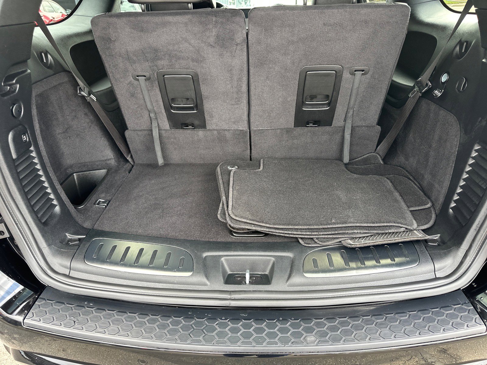 Used 2025 Dodge Durango GT image 12