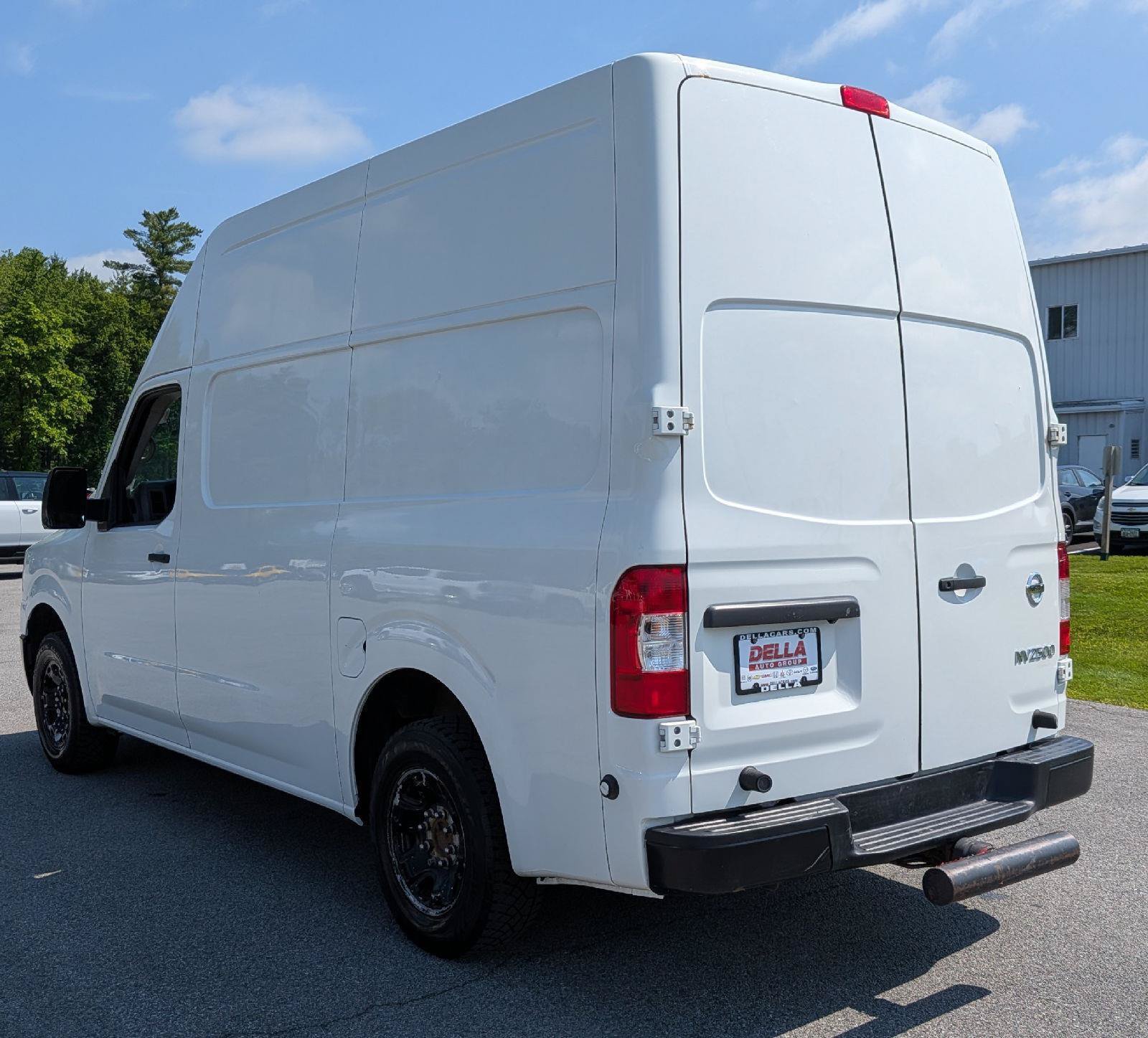Used 2020 Nissan NV 2500 S RWD image 7