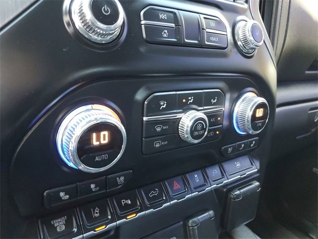 Used 2020 GMC Sierra 3500 Denali w/ Denali Ultimate Package image 23