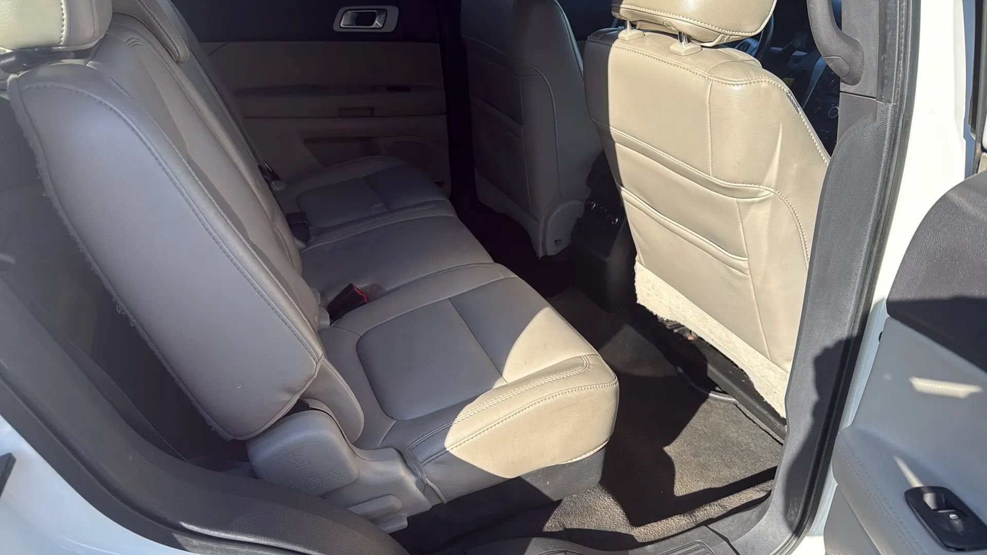 Used 2012 Ford Explorer XLT AWD/4WD image 12