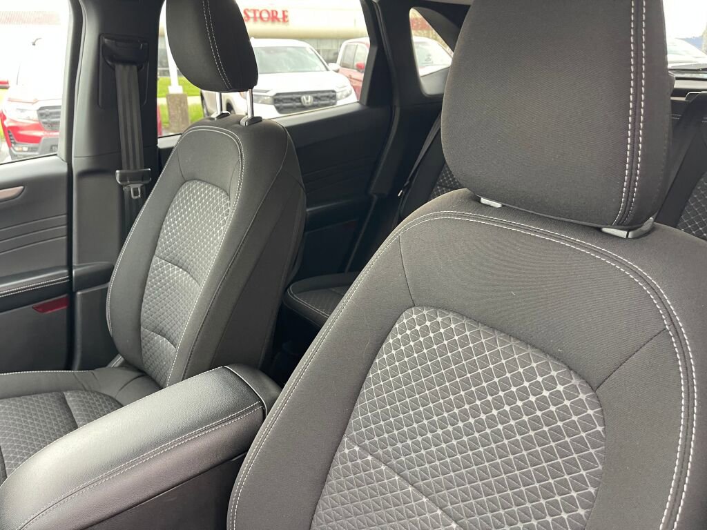 Used 2023 Ford Escape Active w/ Tech Pack #1 image 6