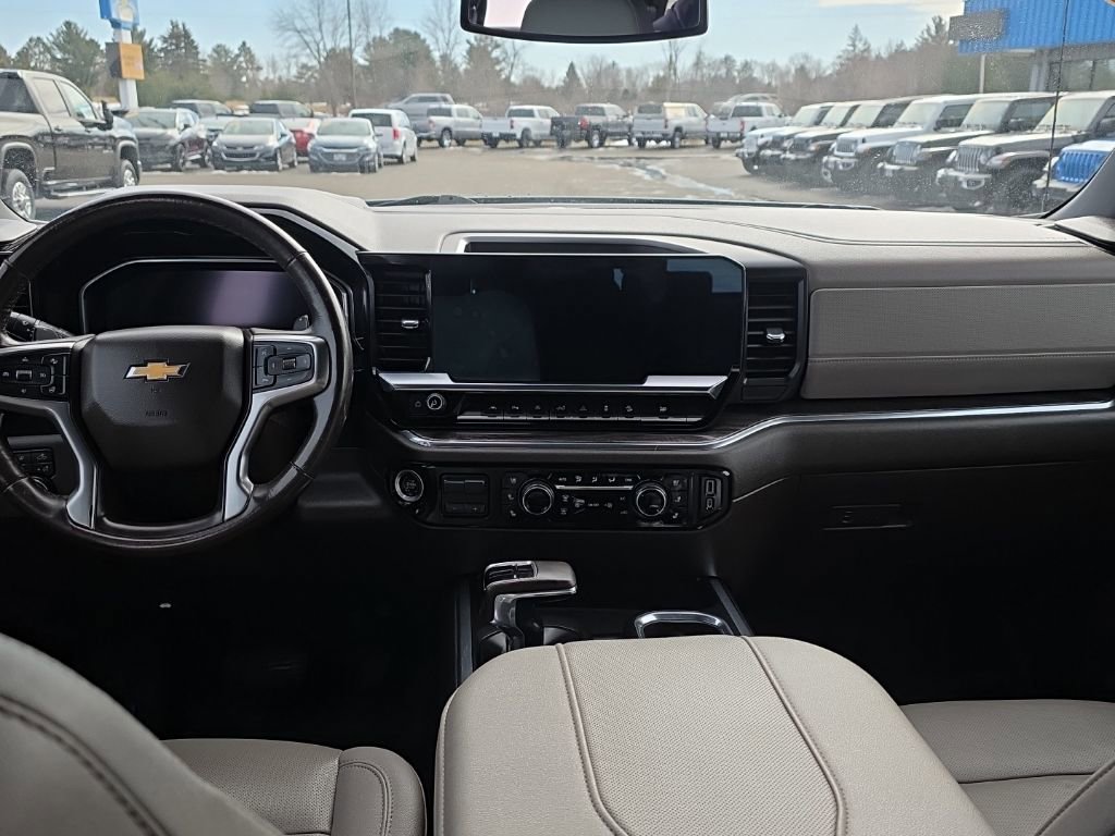 Used 2023 Chevrolet Silverado 1500 LTZ image 20