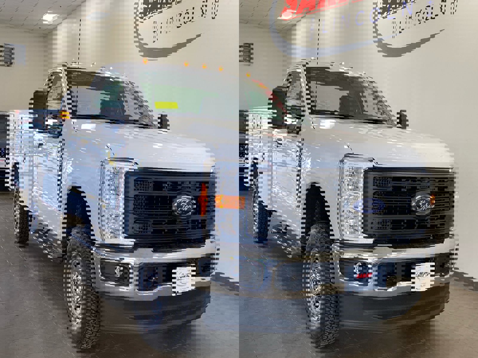 New 2026 Ford F250 XL w/ XL Chrome Package image 2